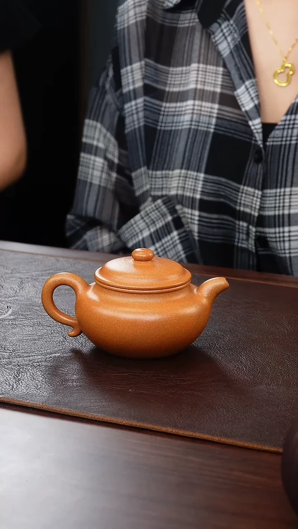 茶壶紫砂黄金段仿古190cc