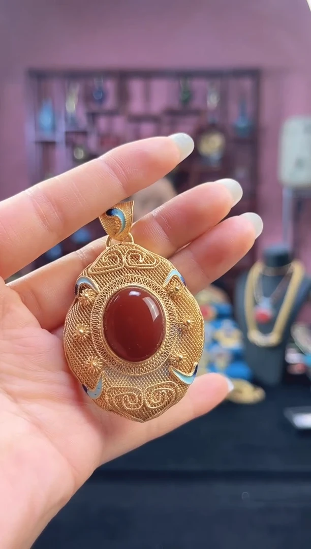 非遗技艺 花丝镶嵌吊坠 镀金 红色