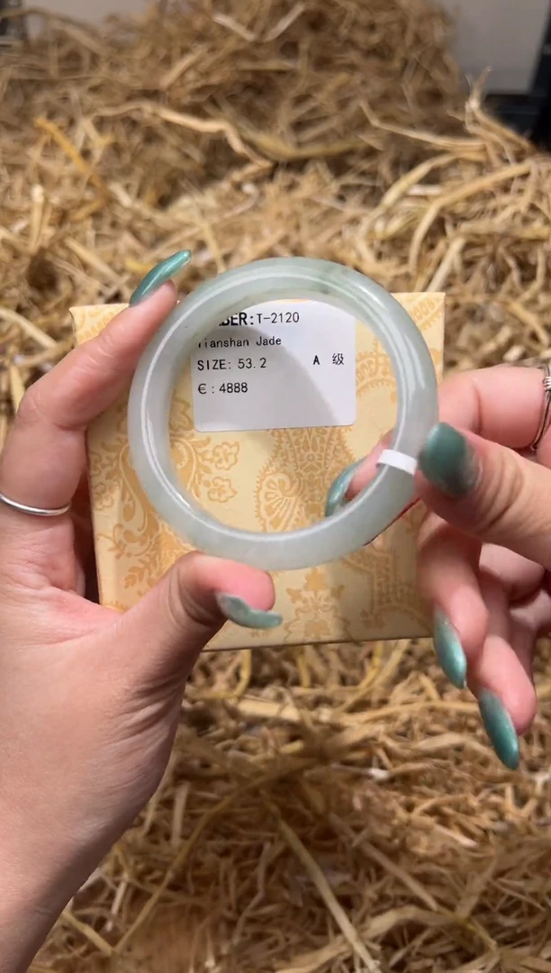 未镶嵌手镯石英质玉T2120HU