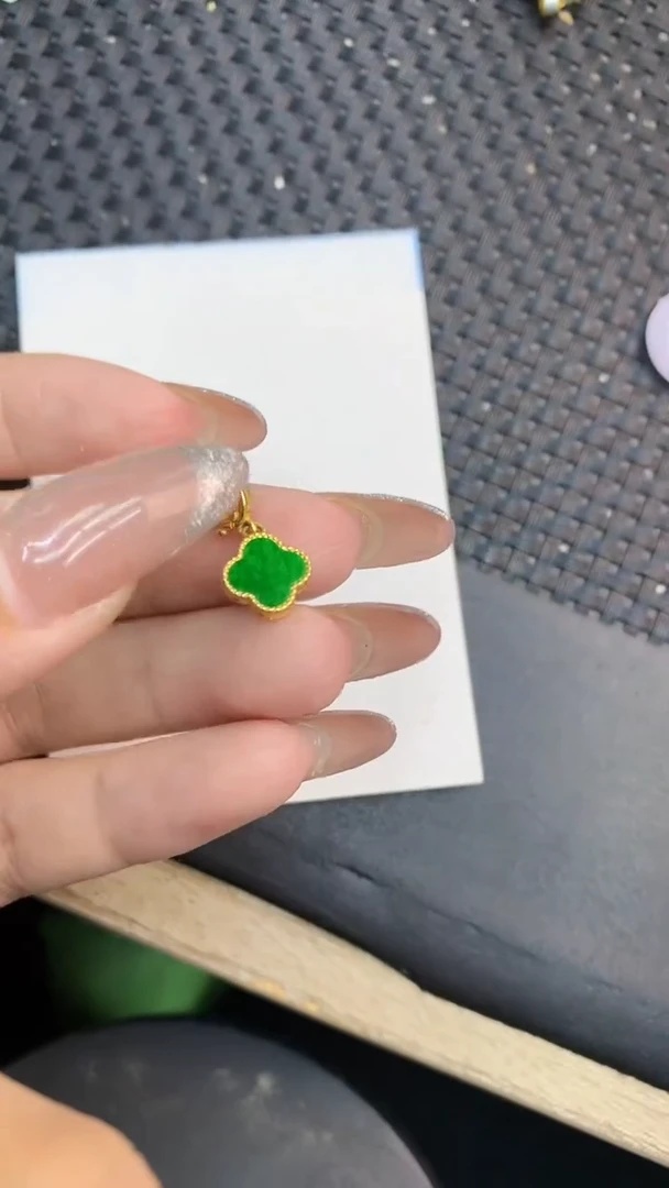 颈饰未镶嵌翡翠11