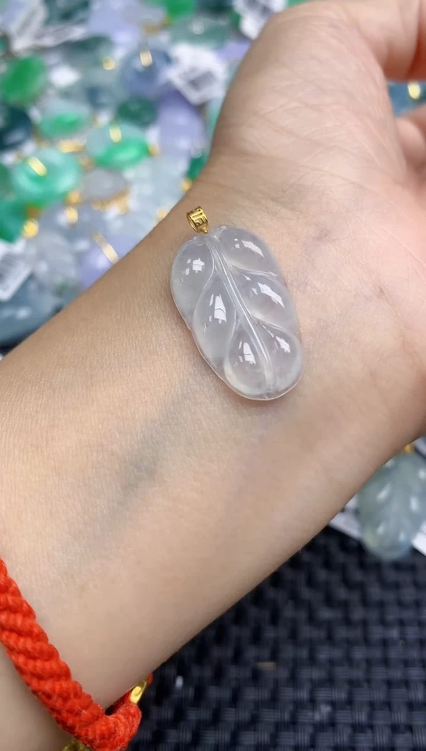 颈饰未镶嵌翡翠天然缅甸A货翡翠百元以上9元证书费自理