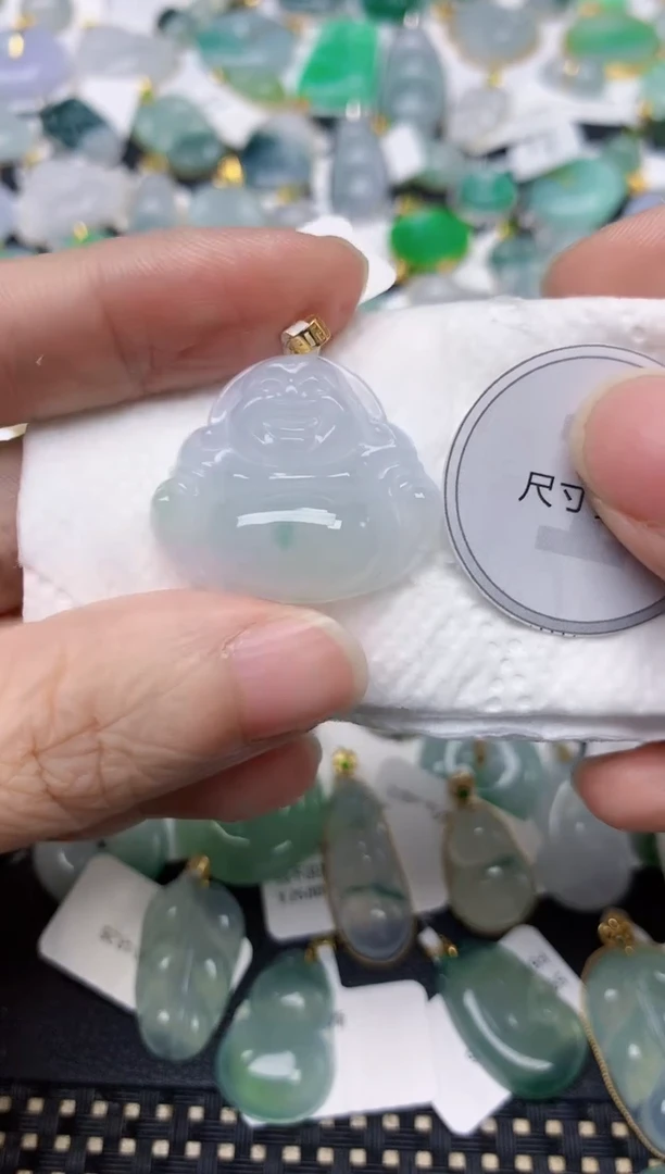 颈饰18K金镶嵌翡翠天然缅甸A货翡翠