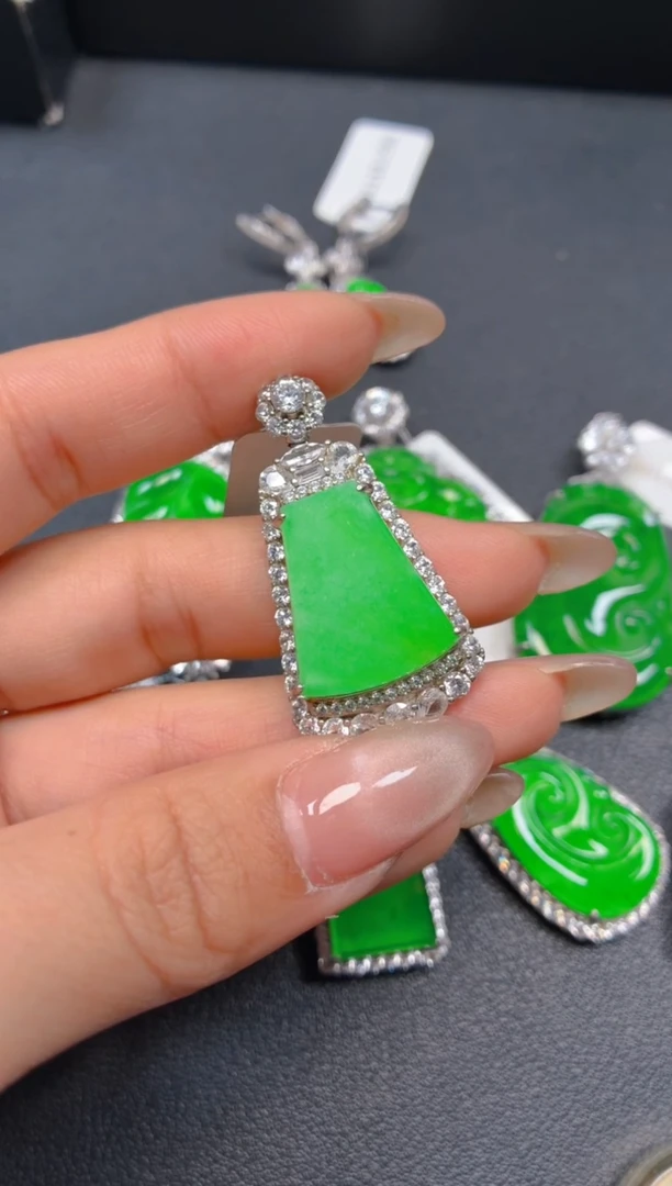 吊坠(不含链)银S925镶嵌翡翠1