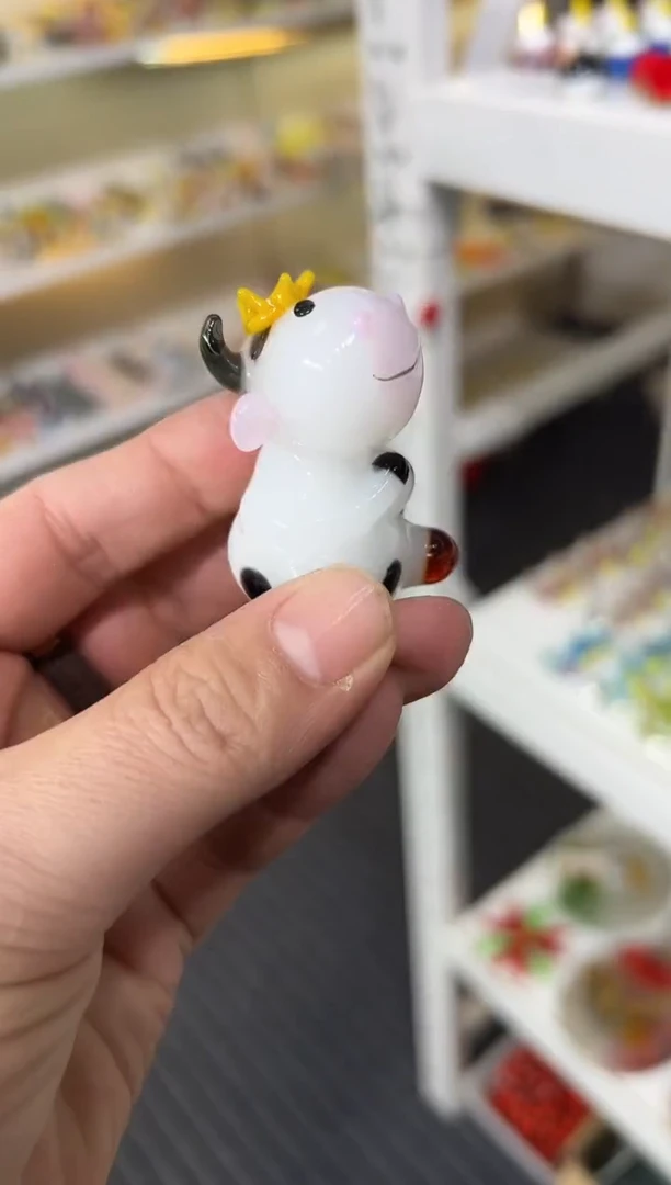 手工艺品琉璃奶牛