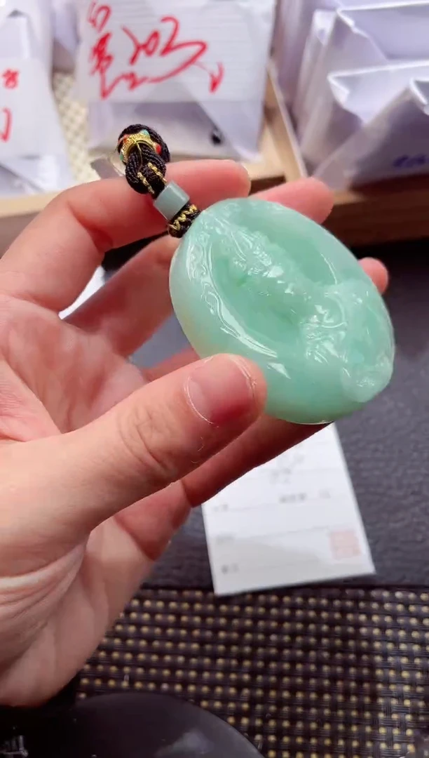 颈饰未镶嵌翡翠8888888