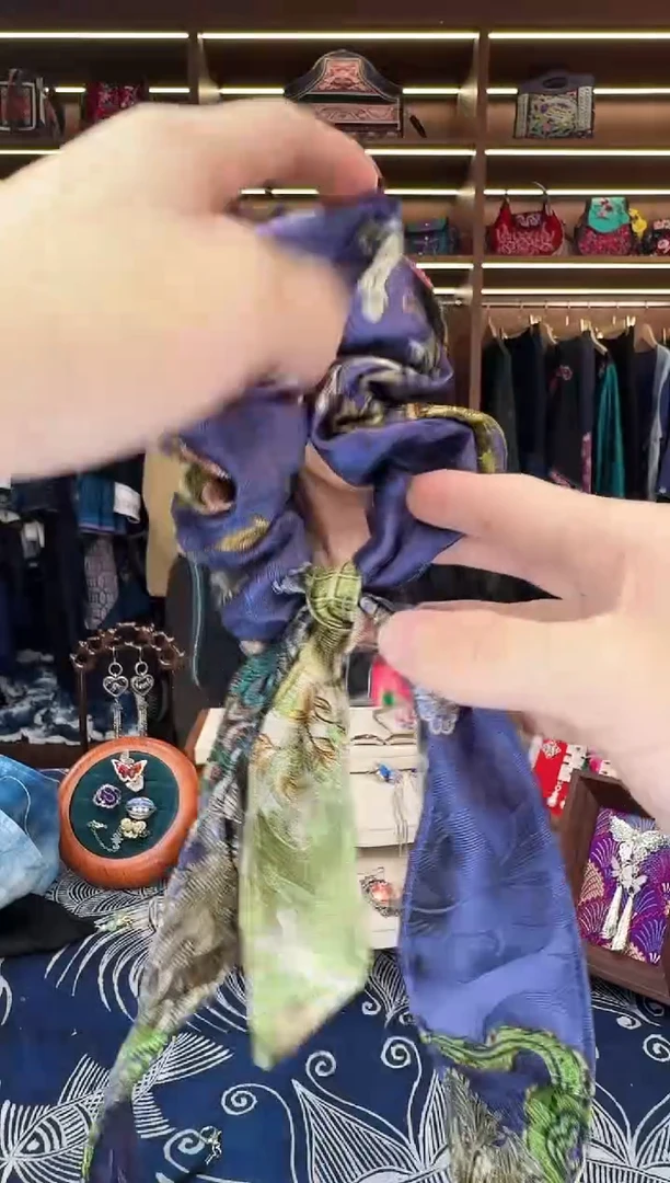 织绣19黔东南苗族刺绣