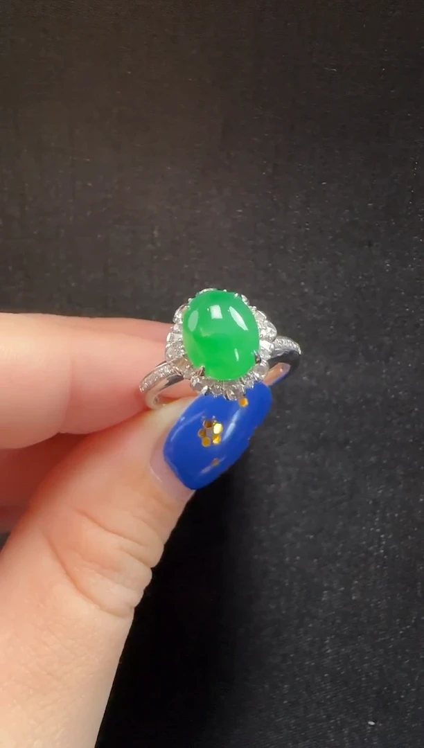 18K金镶嵌戒指翡翠149蛋面一枚