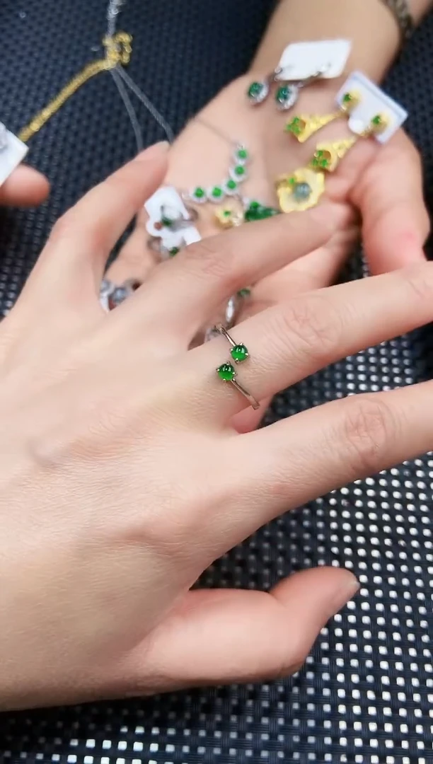 【闪购商品】翡翠戒指未镶嵌111111111