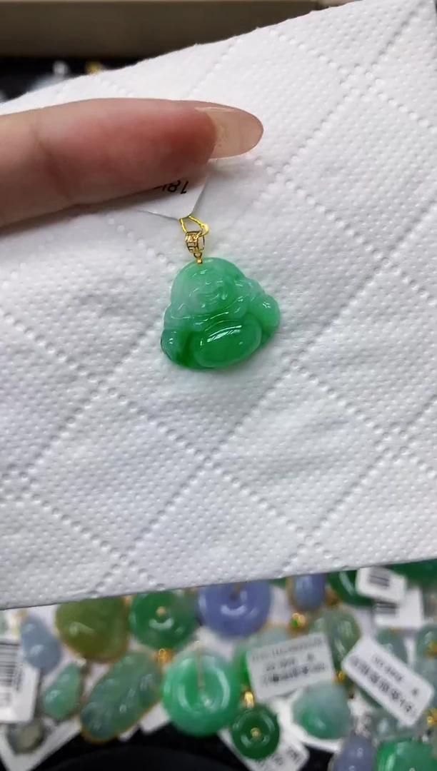 颈饰18K金镶嵌翡翠11111111111