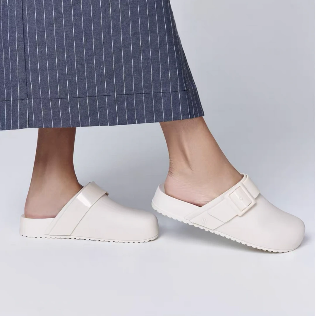 【momo专属】品牌女拖鞋果冻橡胶拖百搭外穿平底拖