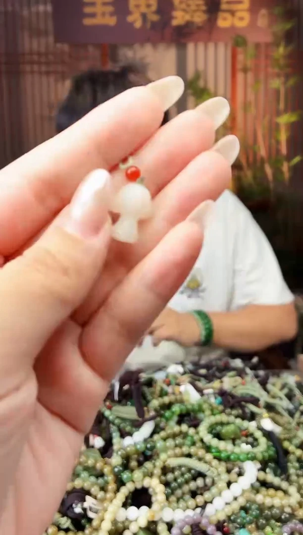 颈饰未镶嵌和田玉多样性发货拍一发一