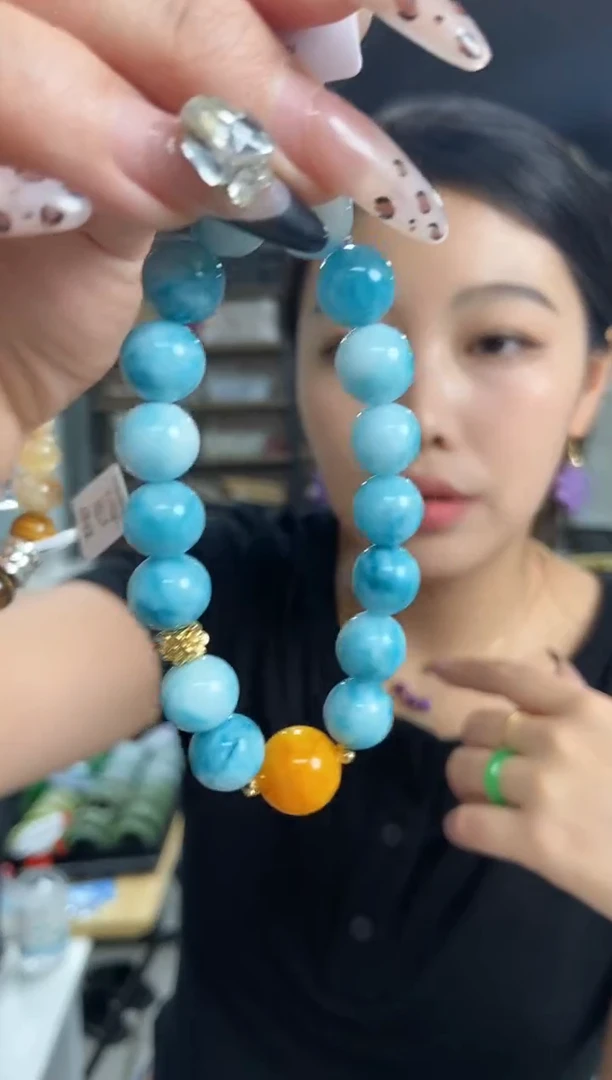 针钠钙石（海纹石）未镶嵌手链多样性发其一颜色微差