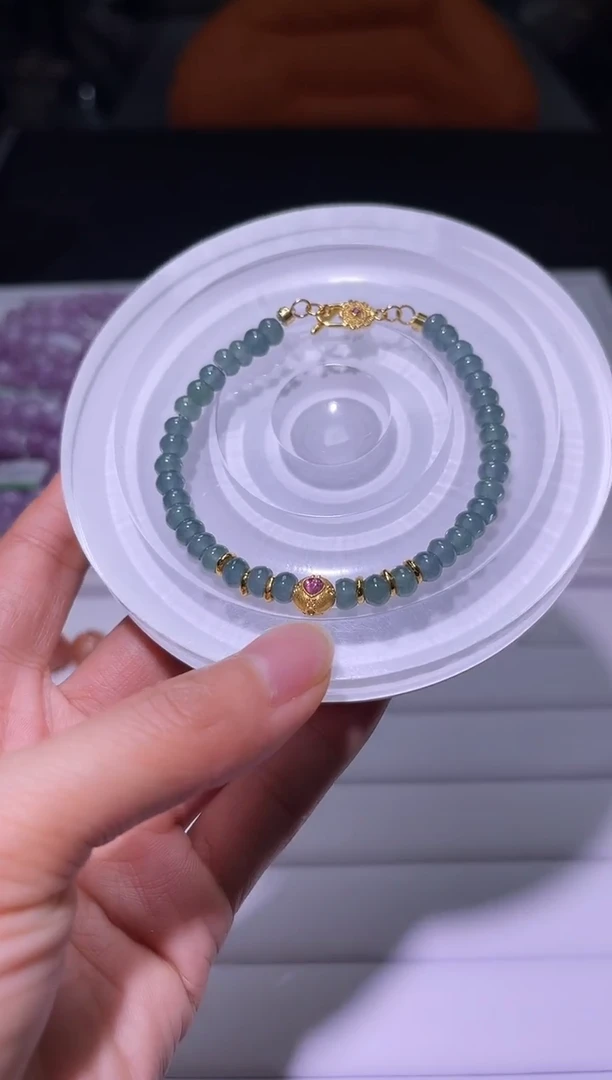 未镶嵌手链翡翠J030-翡翠设计款手链-多样性发其一