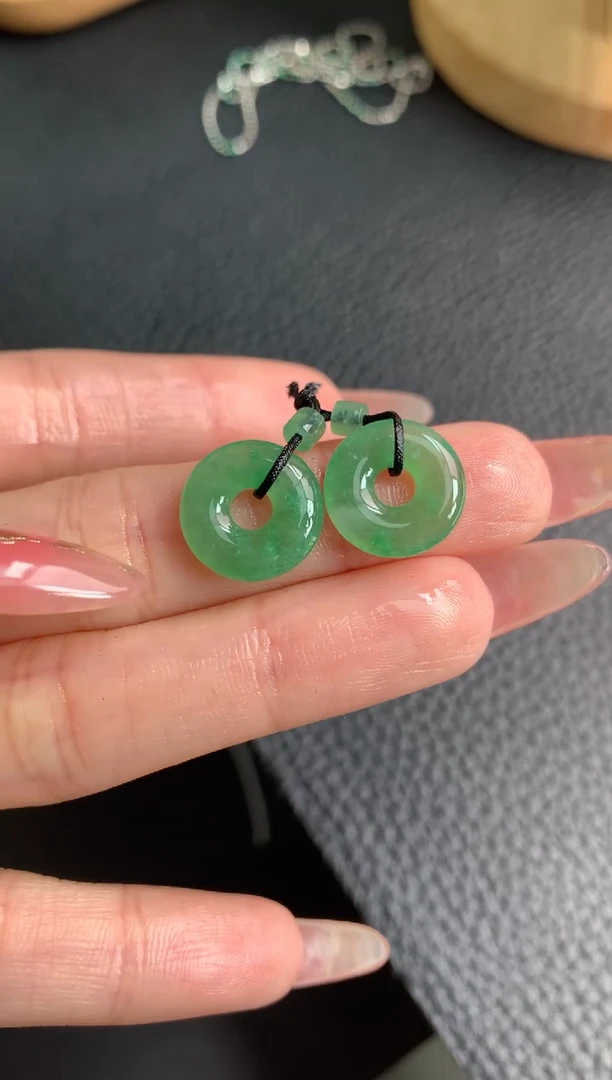 【闪购商品】定制翡翠未镶嵌毛货