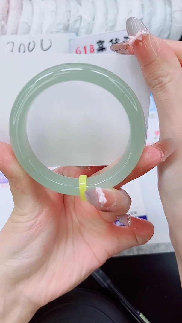 石英质玉手镯未镶嵌D136-53/54