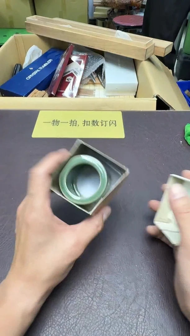 手工艺品琉璃?*生544