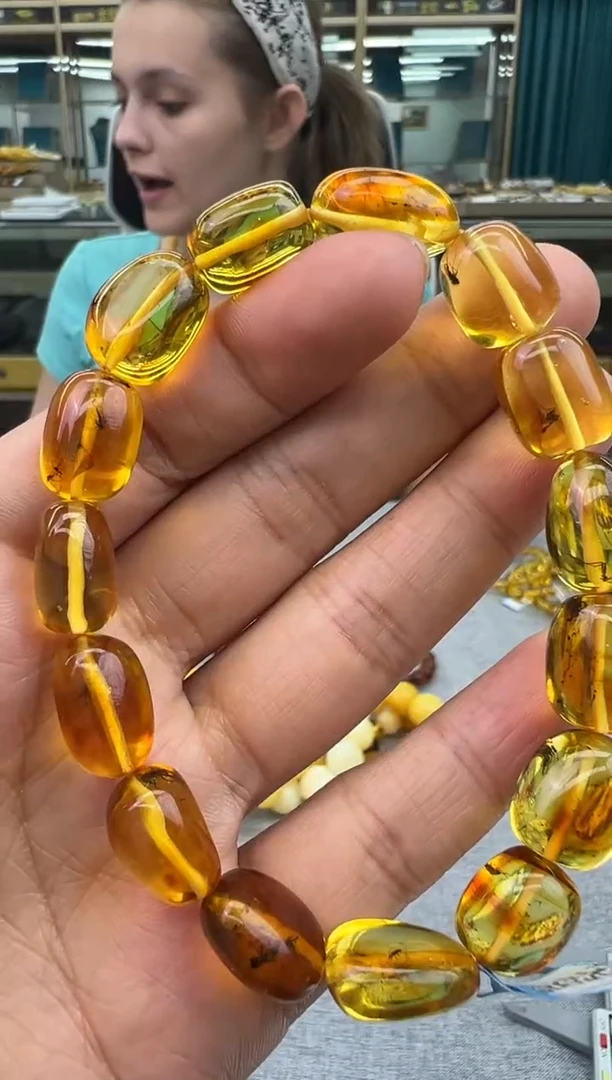 未镶嵌虫珀手链4秒拍号假一罚十