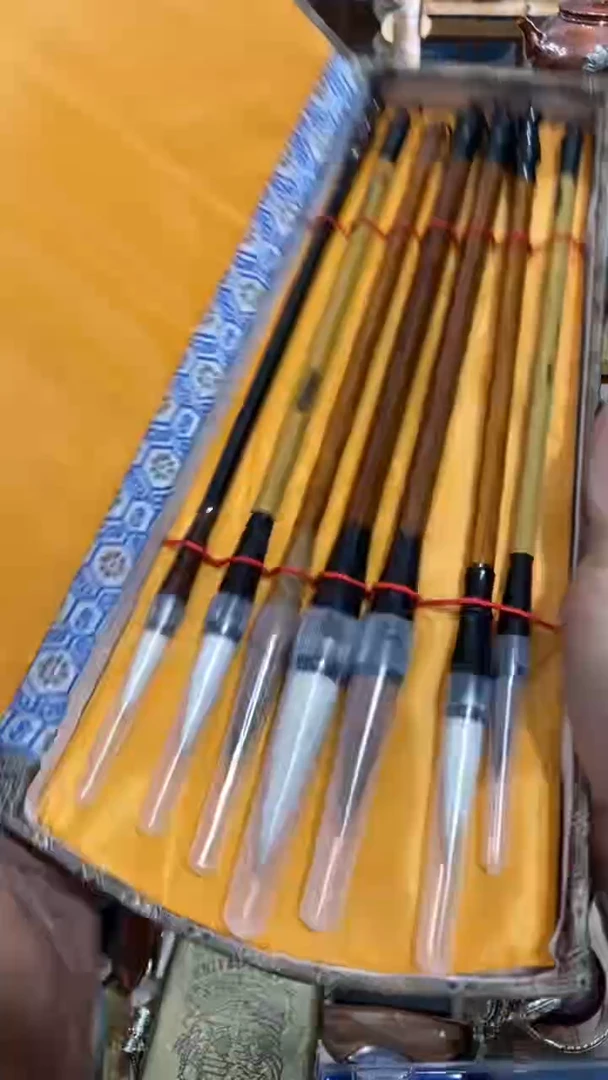 瓷片闪购商品  如图所示