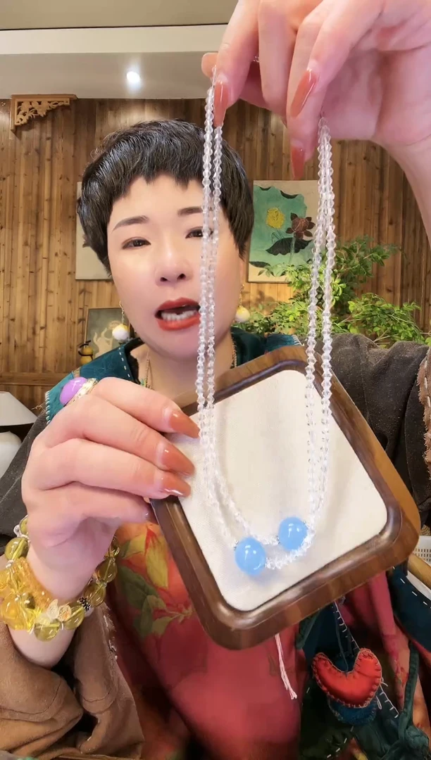 未镶嵌颈饰琥珀00000000450