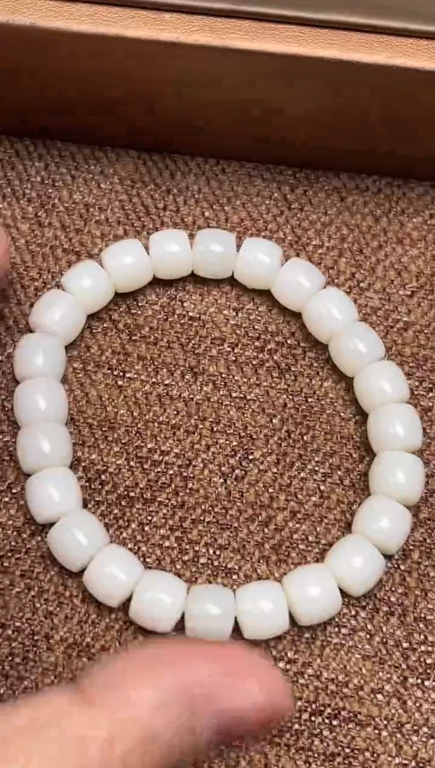 未镶嵌手链和田玉14 通