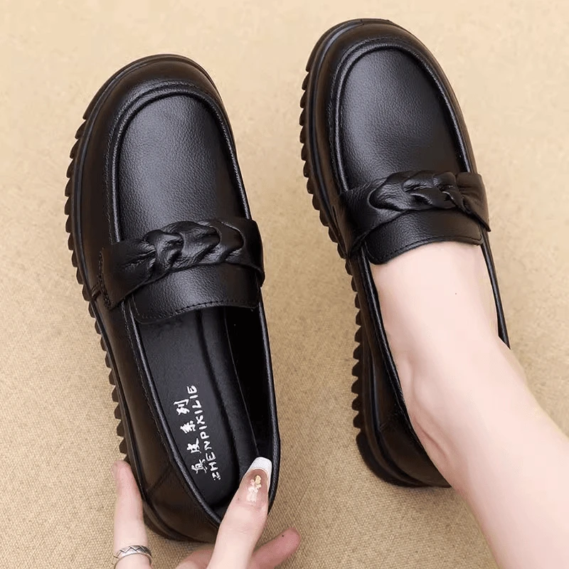 妈妈鞋老人春秋平底新款中年女鞋软底防滑舒适中老年单鞋