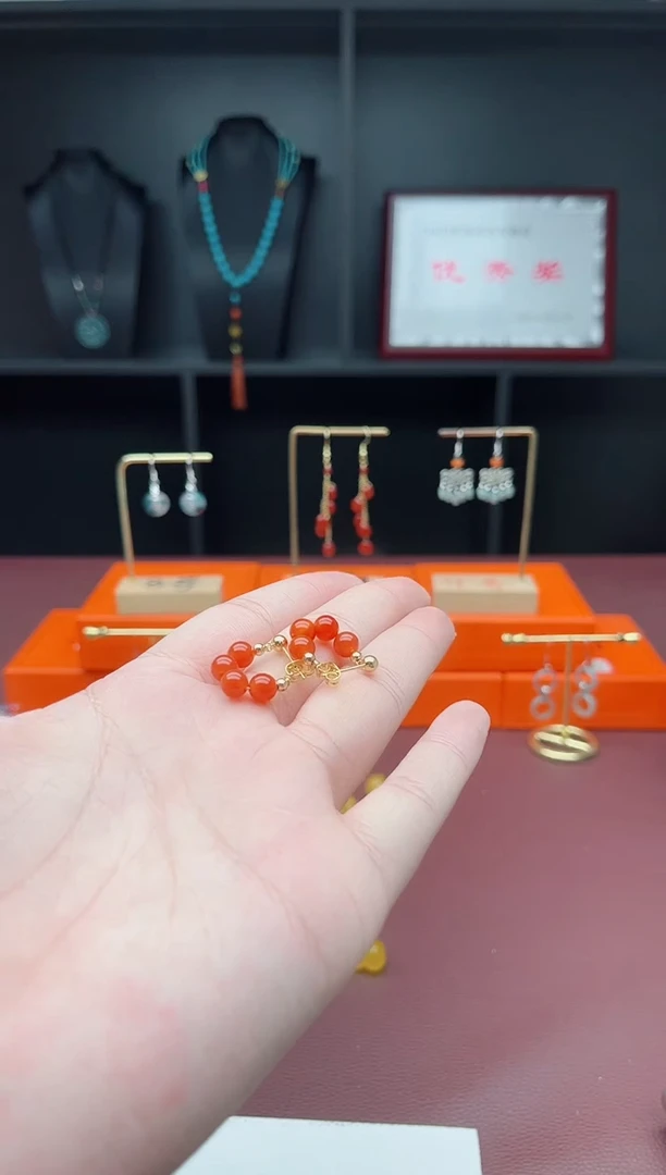 银S925镶嵌耳饰玛瑙/玉髓红耳包