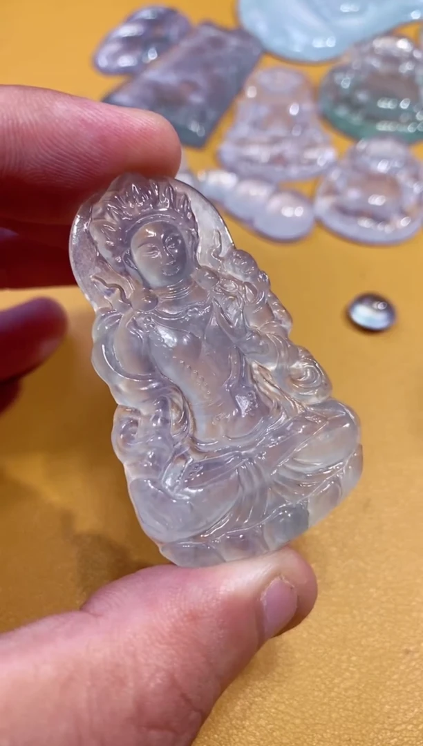翡翠挂件未镶嵌度母2380