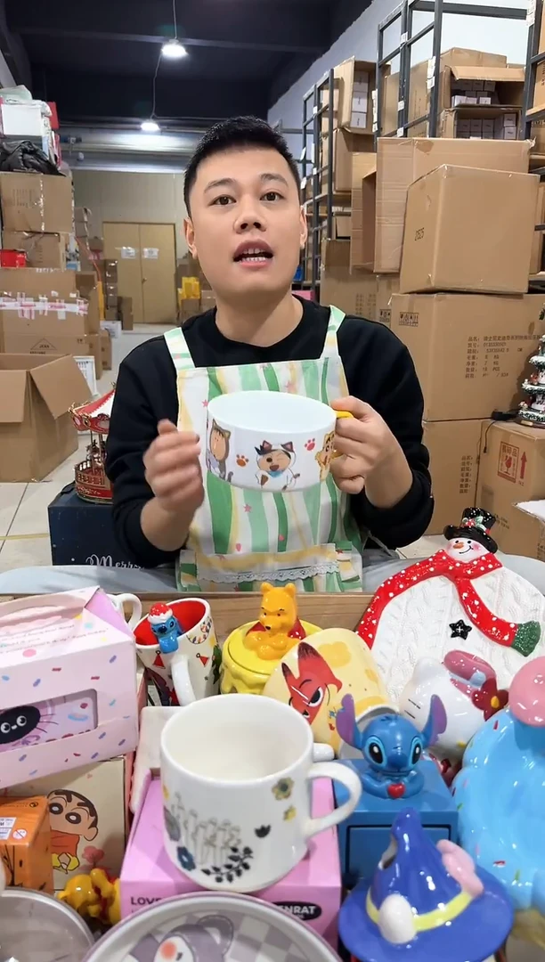 瓷片小新猫爪泡面碗