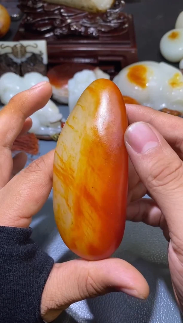 未镶嵌和田玉把件罗****.和田玉