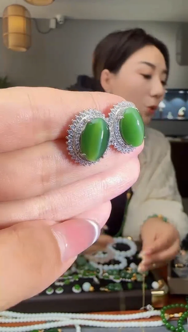 银S925镶嵌和田玉耳饰1