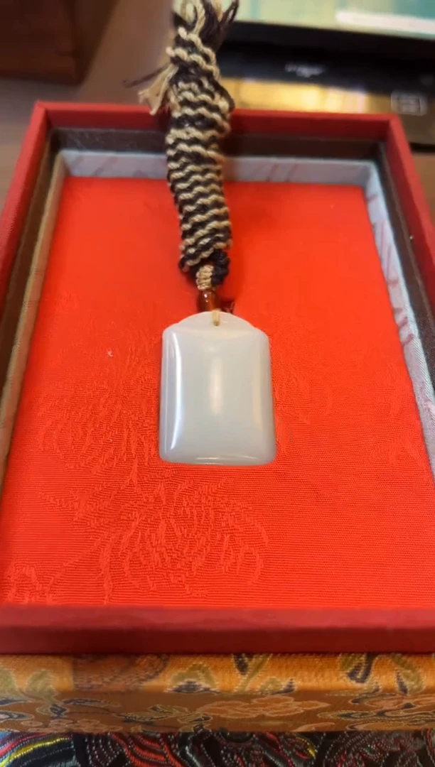 和田玉未镶嵌颈饰和田玉挂牌Y171