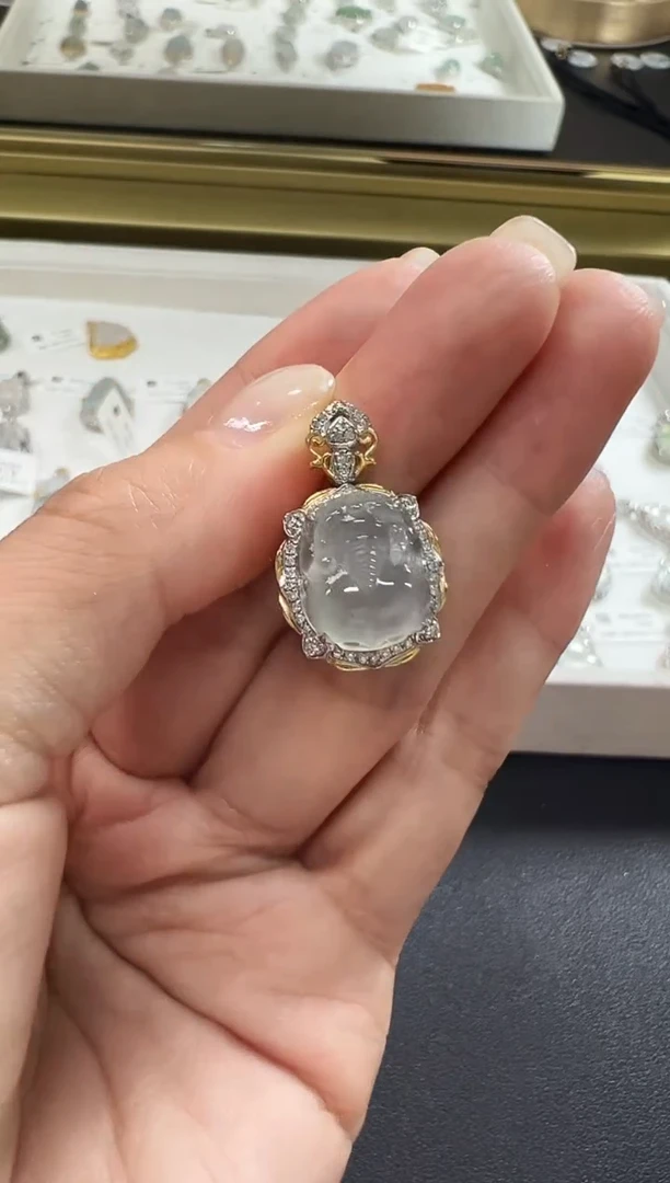 颈饰18K金镶嵌翡翠KYP1205-025