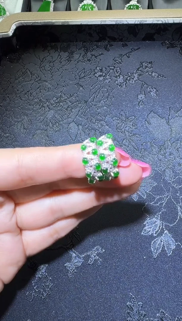 【闪购商品】翡翠耳饰银S925镶嵌耳包