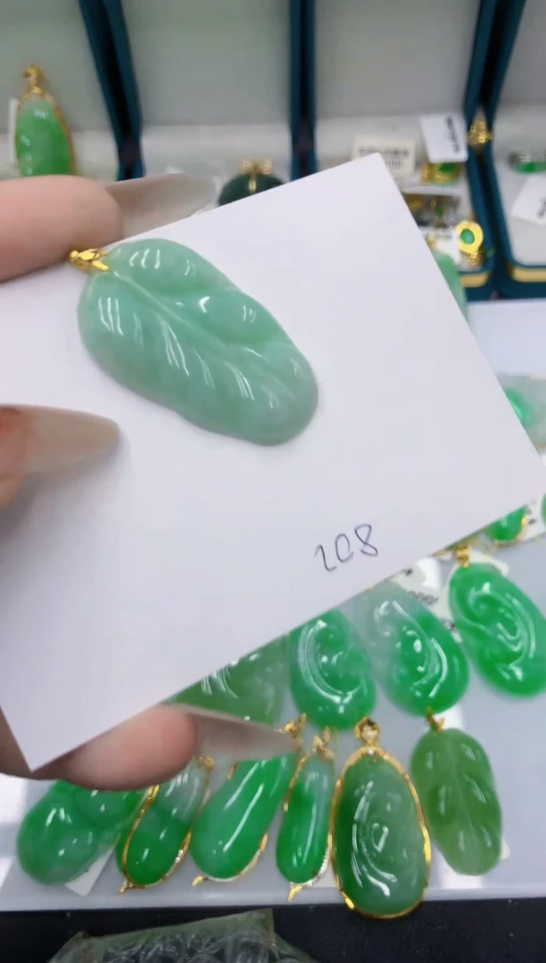 颈饰未镶嵌翡翠11111