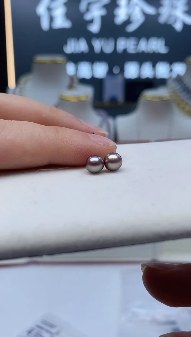 18K金镶嵌淡水珍珠耳饰淡水耳钉