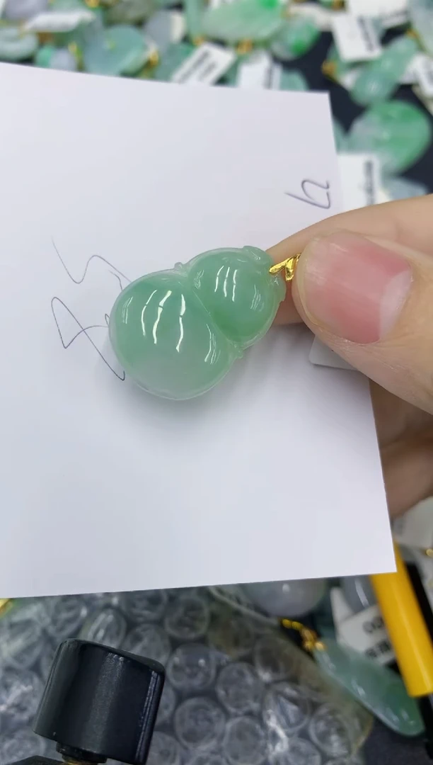 颈饰未镶嵌翡翠111111111111