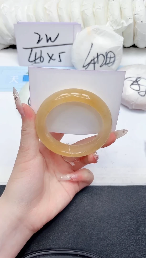 未镶嵌手镯石英质玉291-56
