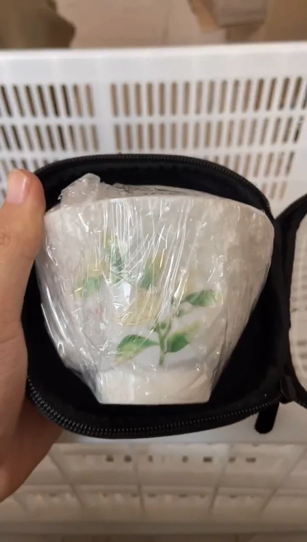 杯子瓷无运费险有瑕疵的摄影的产品有使用过的痕迹有点脏介意勿拍