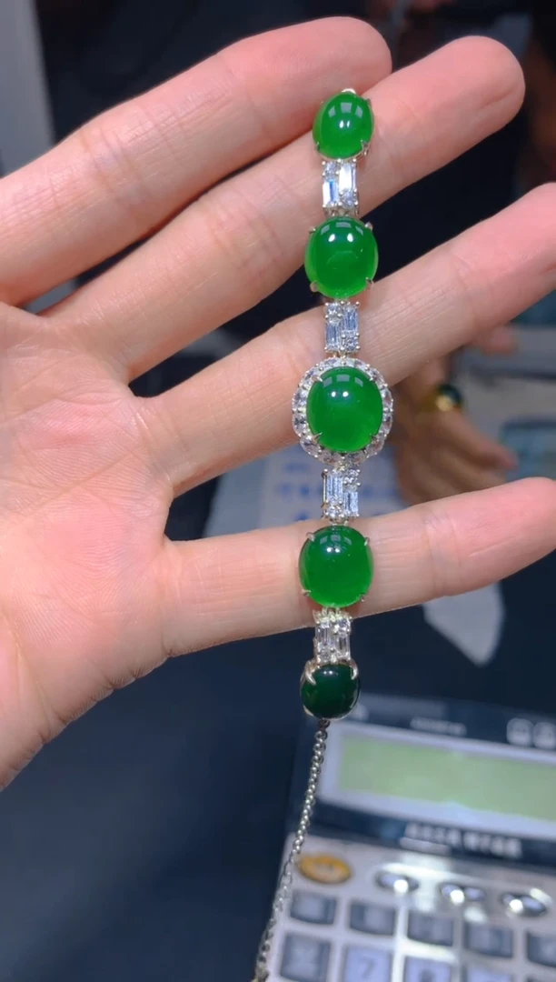 【闪购商品】定制翡翠未镶嵌77多样性发货(发其一）