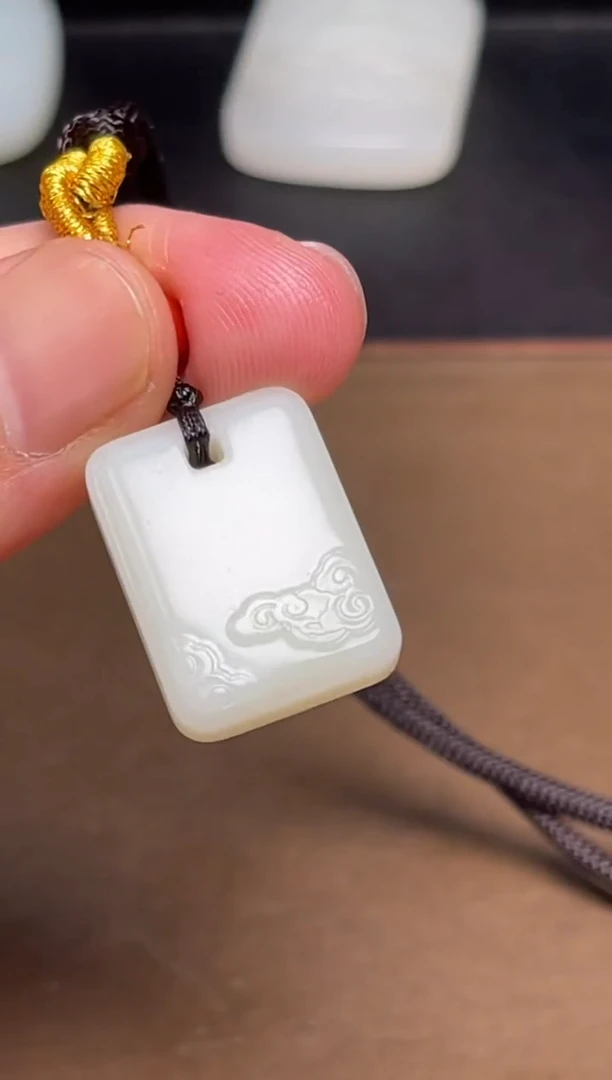 和田玉未镶嵌颈饰6