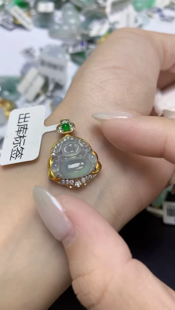 颈饰未镶嵌翡翠天然缅甸翡翠A货百元以上9元证书费自理