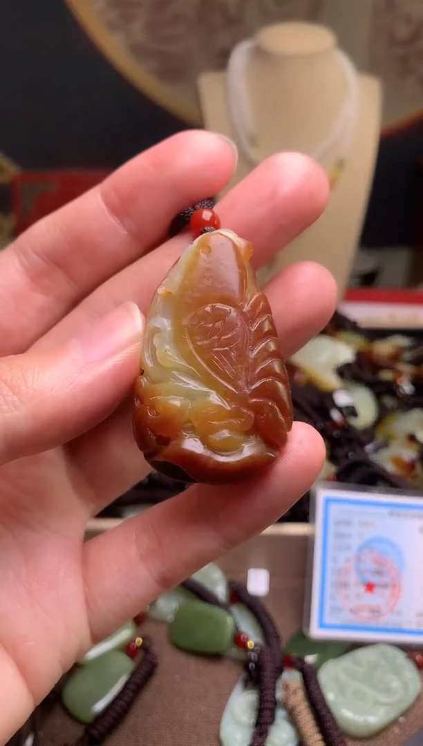 颈饰未镶嵌和田玉新疆料青海料清水和田玉吊坠