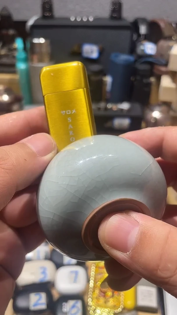 瓷片闪购商品 如图所示