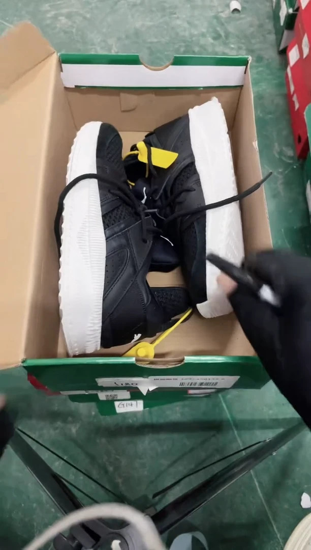 彪马时尚休闲运动鞋35.5M  L38