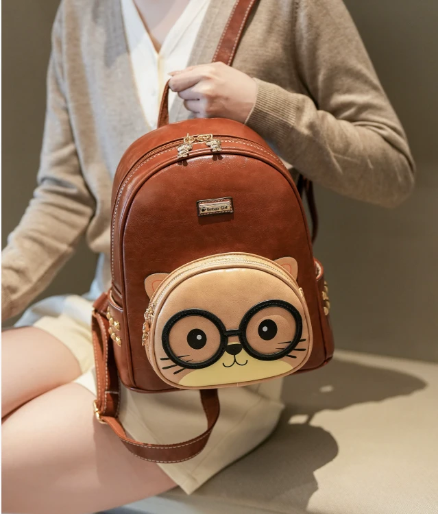 时尚休闲百搭潮流卡通双肩背轻奢个性多用双肩包女8672