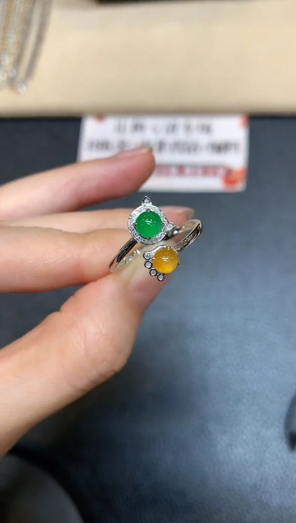 翡翠戒指18K金镶嵌【无鉴赏期
