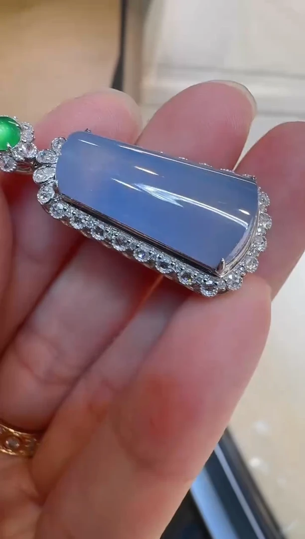 翡翠18K金镶嵌吊坠(不含链)多样性团购发一件