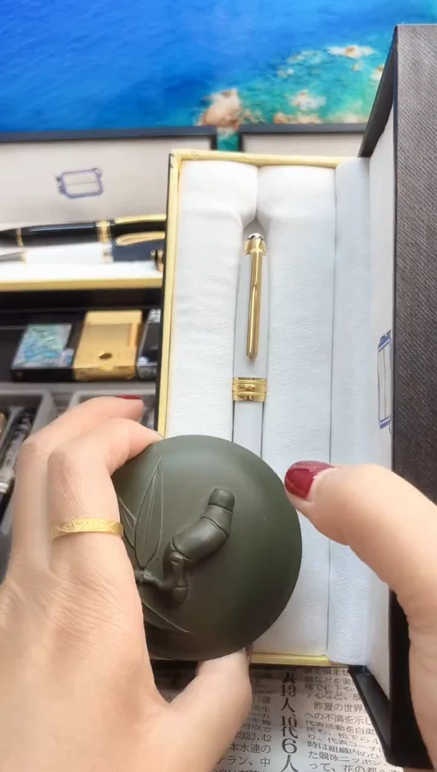 瓷片dddhhggfuu888