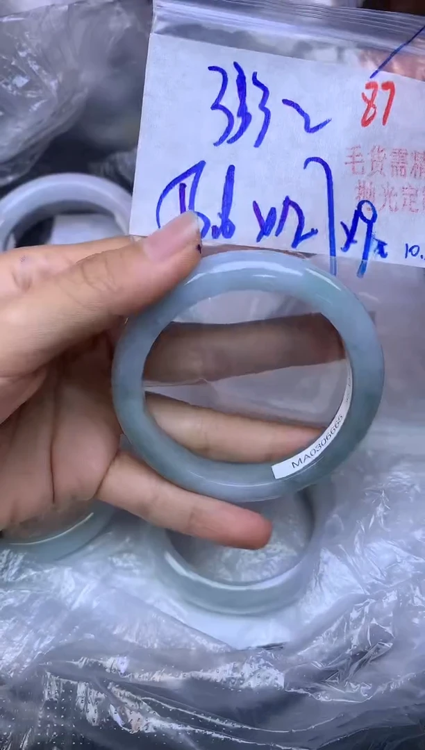 未镶嵌定制翡翠87毛货需精细抛光多样性1件333元