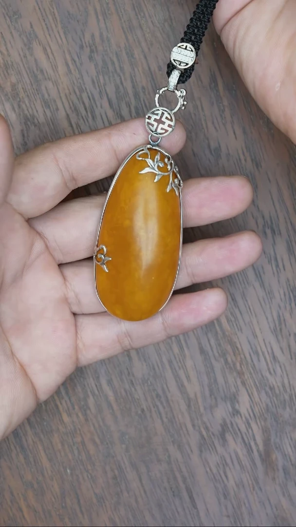 【闪购商品】琥珀裸石银S925镶嵌老蜡水滴吊坠